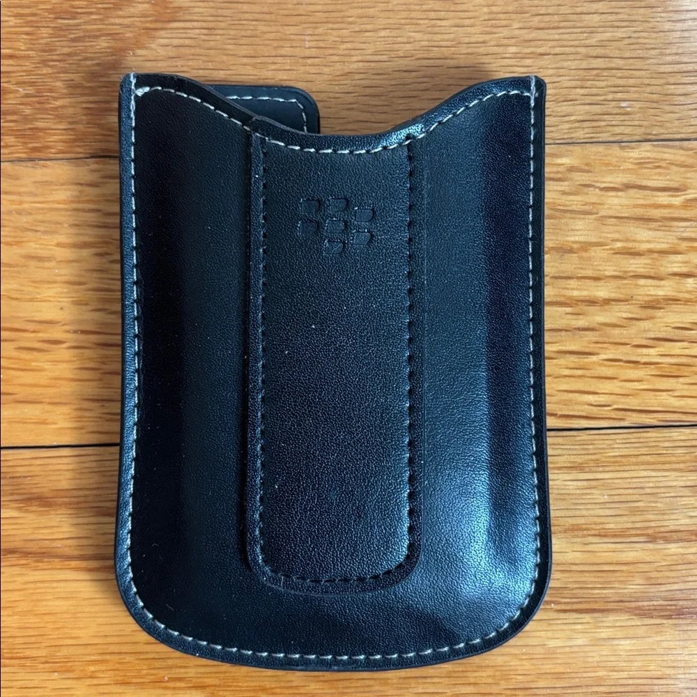 BlackBerry Genuine Leather Pocket Case Curve 8300 8310 8320 8520 8900 Sleeve
